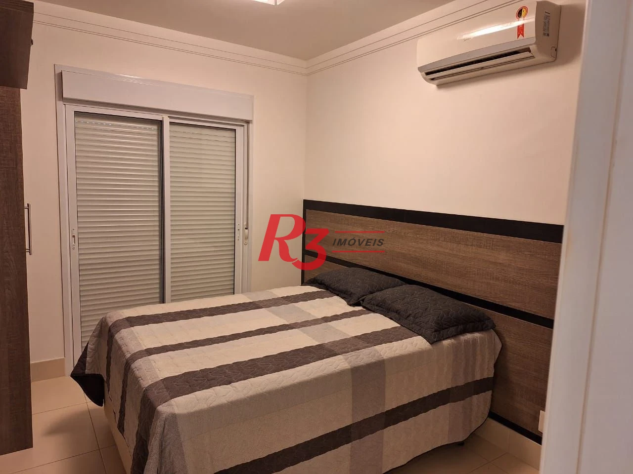 Apartamento à venda, 158 m² por R$ 1.300.000,00 - Praia da Enseada - Guarujá/SP