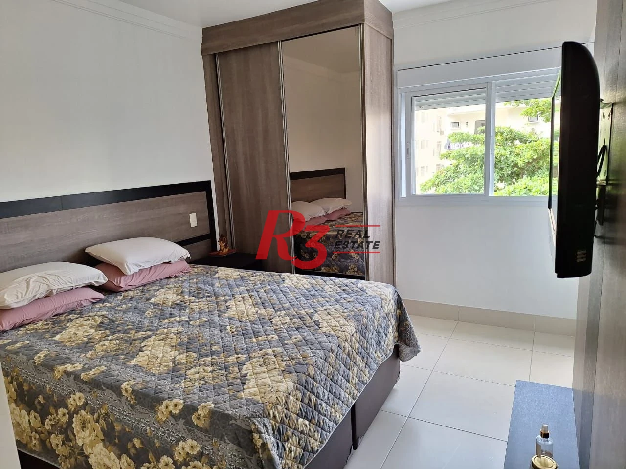 Apartamento com 4 dormitórios à venda, 158 m² por R$ 1.640.000,00 - Praia da Enseada - Guarujá/SP
