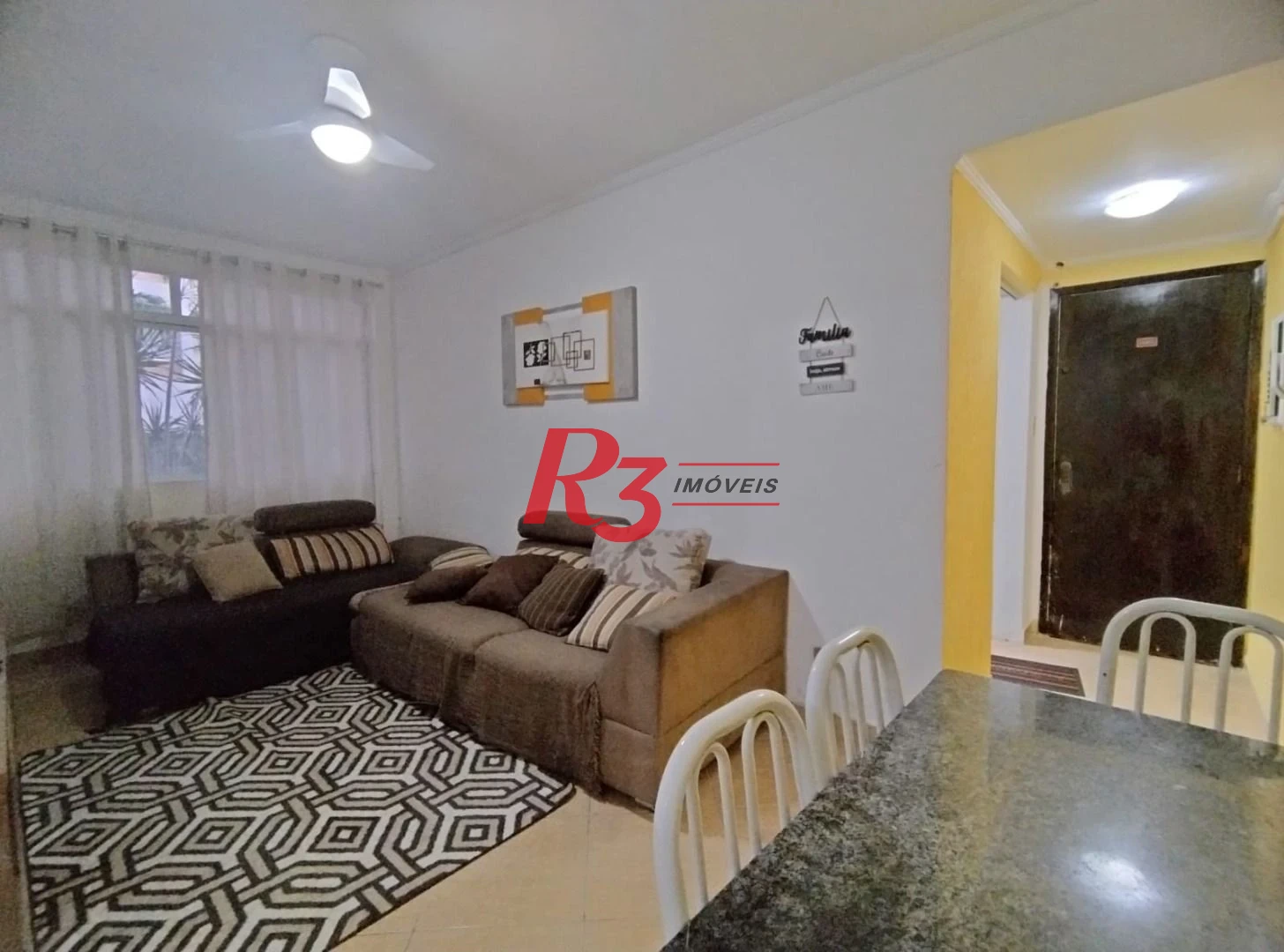 Apartamento com 2 dormitórios à venda, 73 m² por R$ 380.000,00 - Itararé - São Vicente/SP