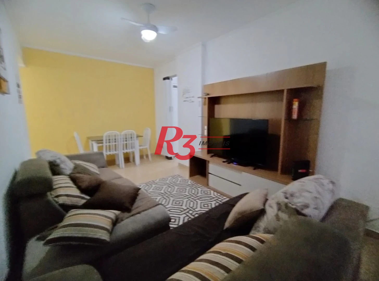 Apartamento com 2 dormitórios à venda, 73 m² por R$ 380.000,00 - Itararé - São Vicente/SP