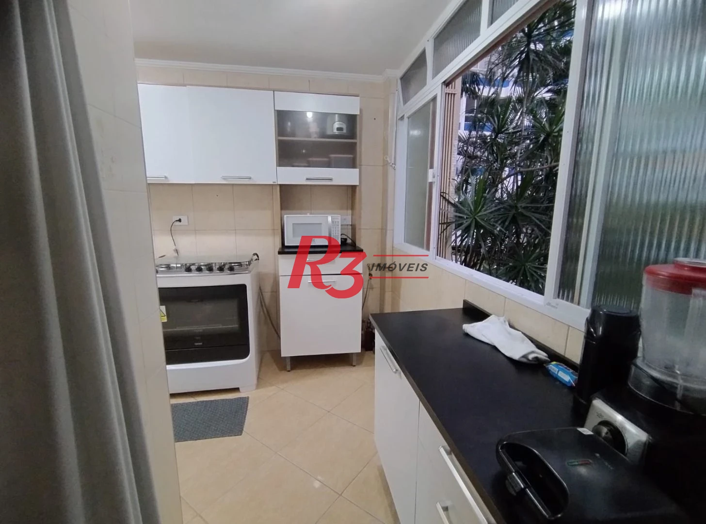 Apartamento com 2 dormitórios à venda, 73 m² por R$ 380.000,00 - Itararé - São Vicente/SP