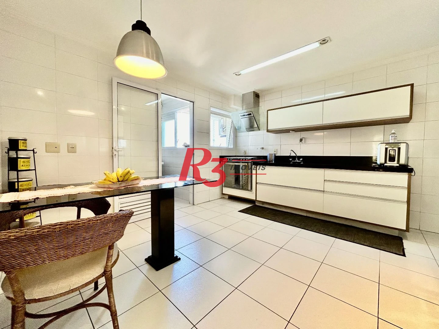 Apartamento com 3 dormitórios à venda, 155 m² por R$ 2.000.000,00 - Embaré - Santos/SP
