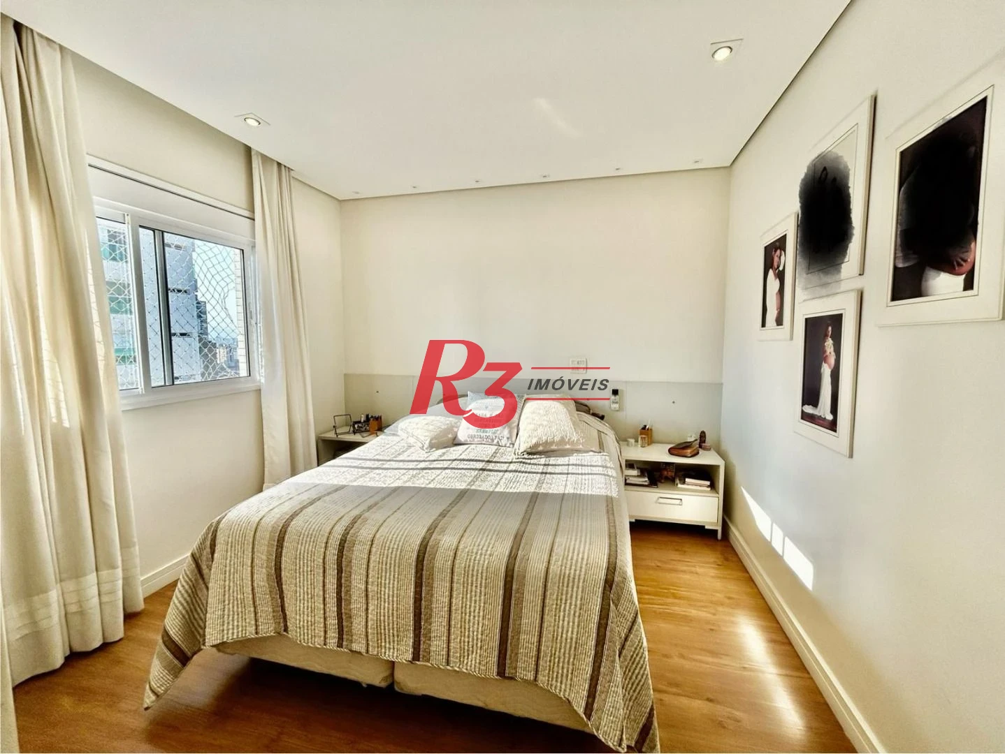Apartamento com 3 dormitórios à venda, 155 m² por R$ 2.000.000,00 - Embaré - Santos/SP
