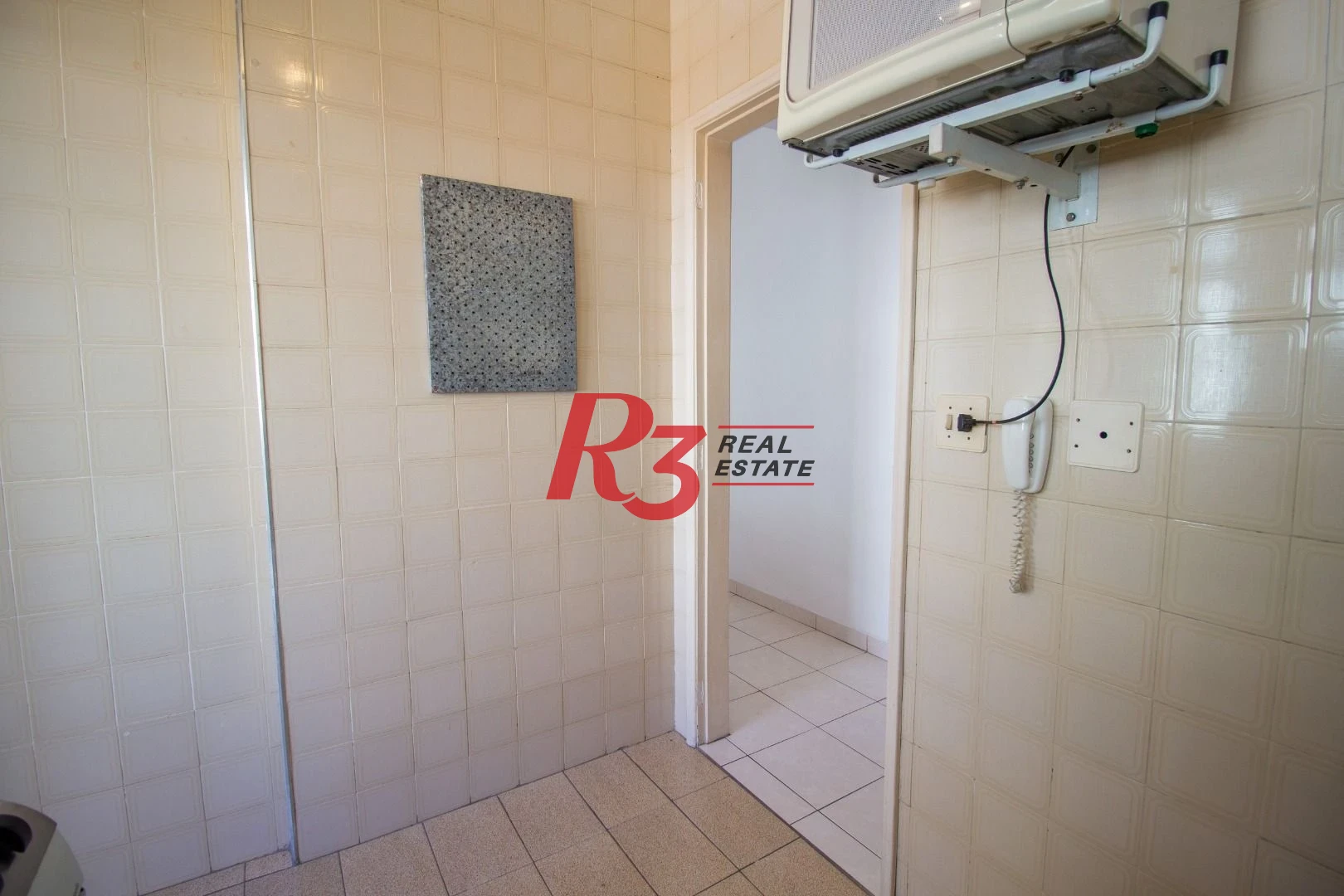 Apartamento com 1 dormitório para alugar, 60 m² por R$ 3.000,00/mês - Gonzaga - Santos/SP