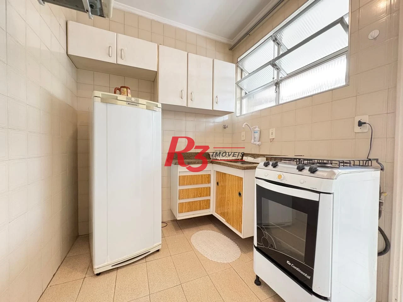 Apartamento para alugar, 60 m² por R$ 3.200,00/mês - Gonzaga - Santos/SP
