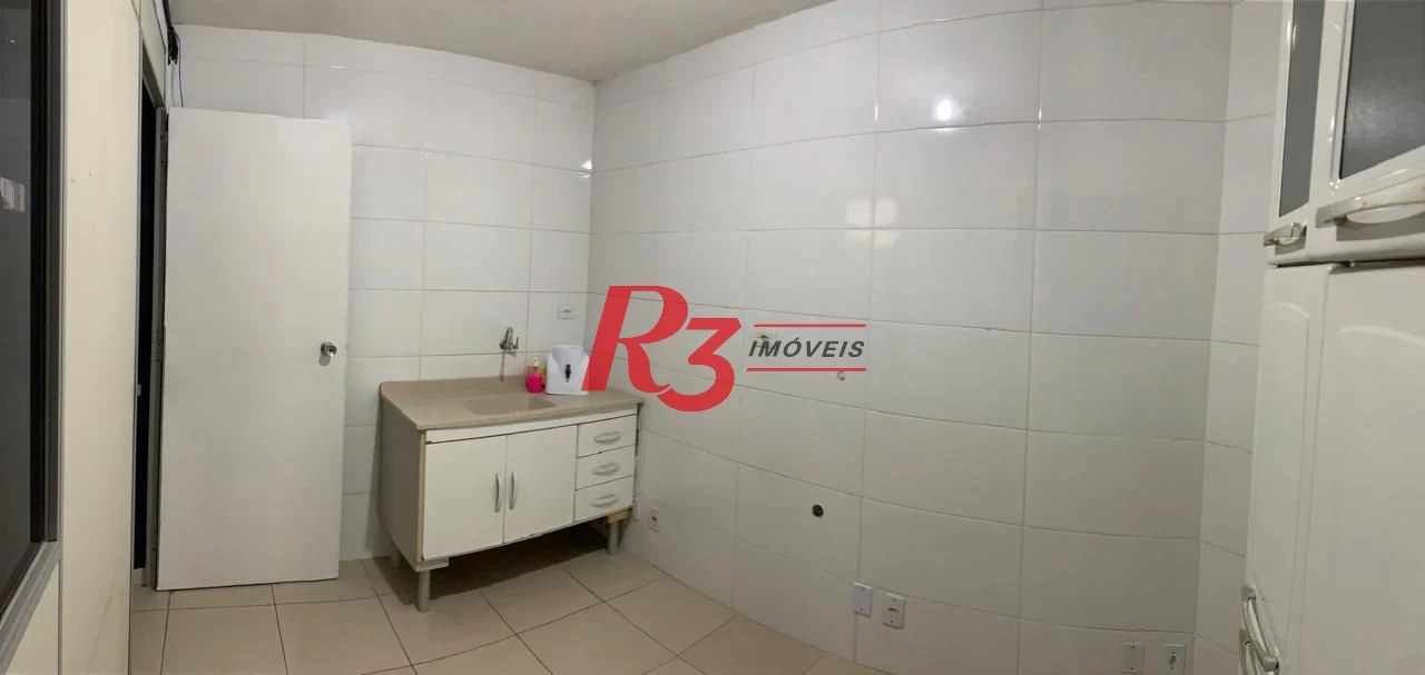 Sobrado à venda, 155 m² por R$ 878.000,00 - Campo Grande - Santos/SP