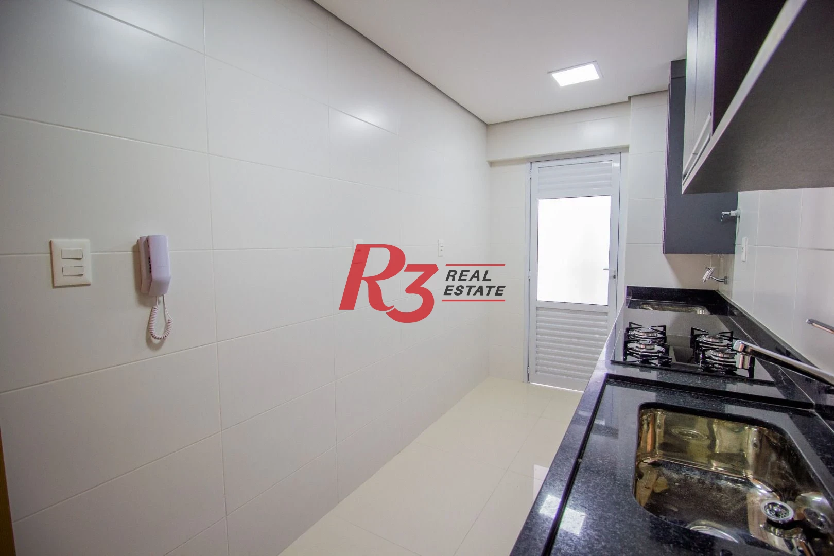 Apartamento com 2 dormitórios para alugar, 86 m² por R$ 6.800,00/mês - Boqueirão - Santos/SP