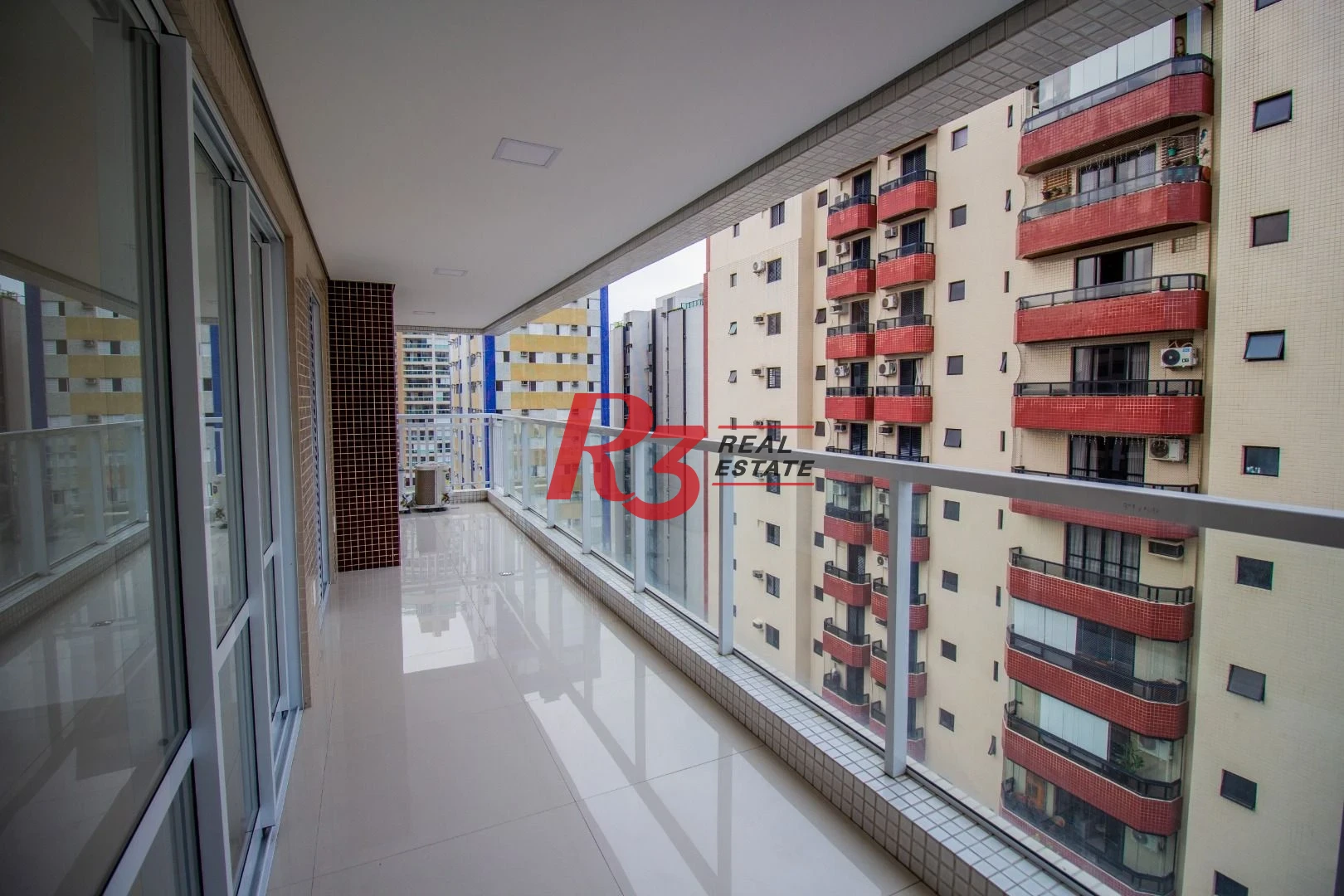 Apartamento com 2 dormitórios para alugar, 86 m² por R$ 6.800,00/mês - Boqueirão - Santos/SP