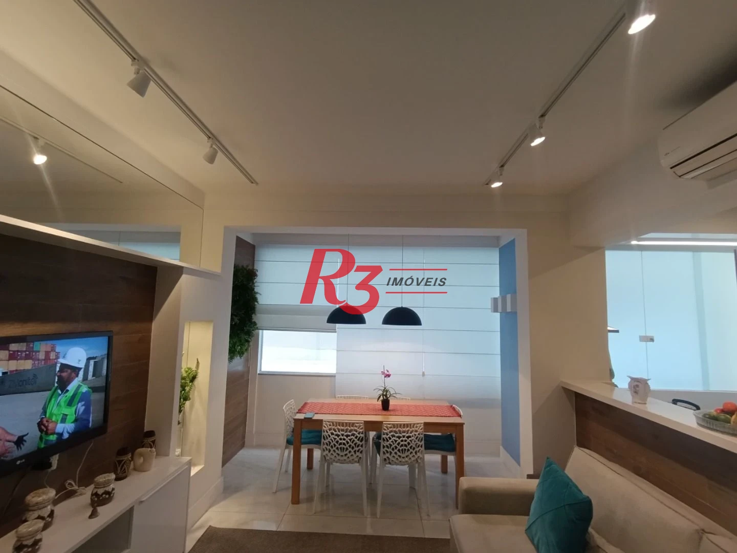 Apartamento com 2 dormitórios à venda, 96 m² por R$ 600.000,00 - José Menino - Santos/SP