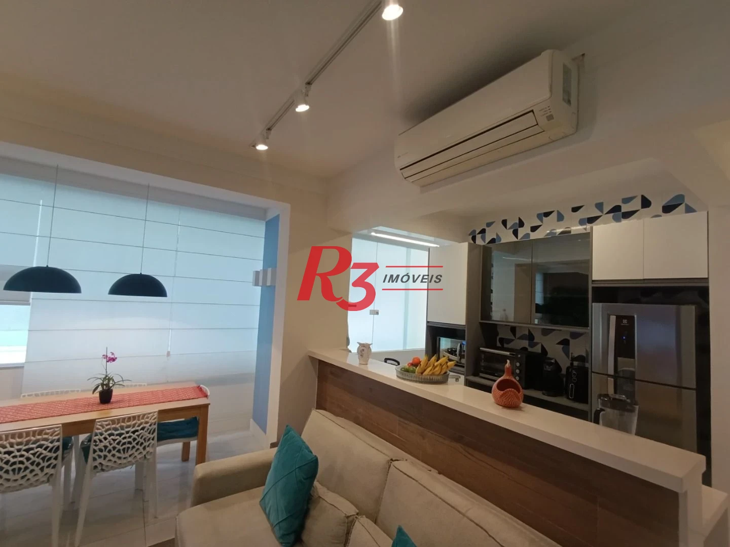 Apartamento com 2 dormitórios à venda, 96 m² por R$ 600.000,00 - José Menino - Santos/SP