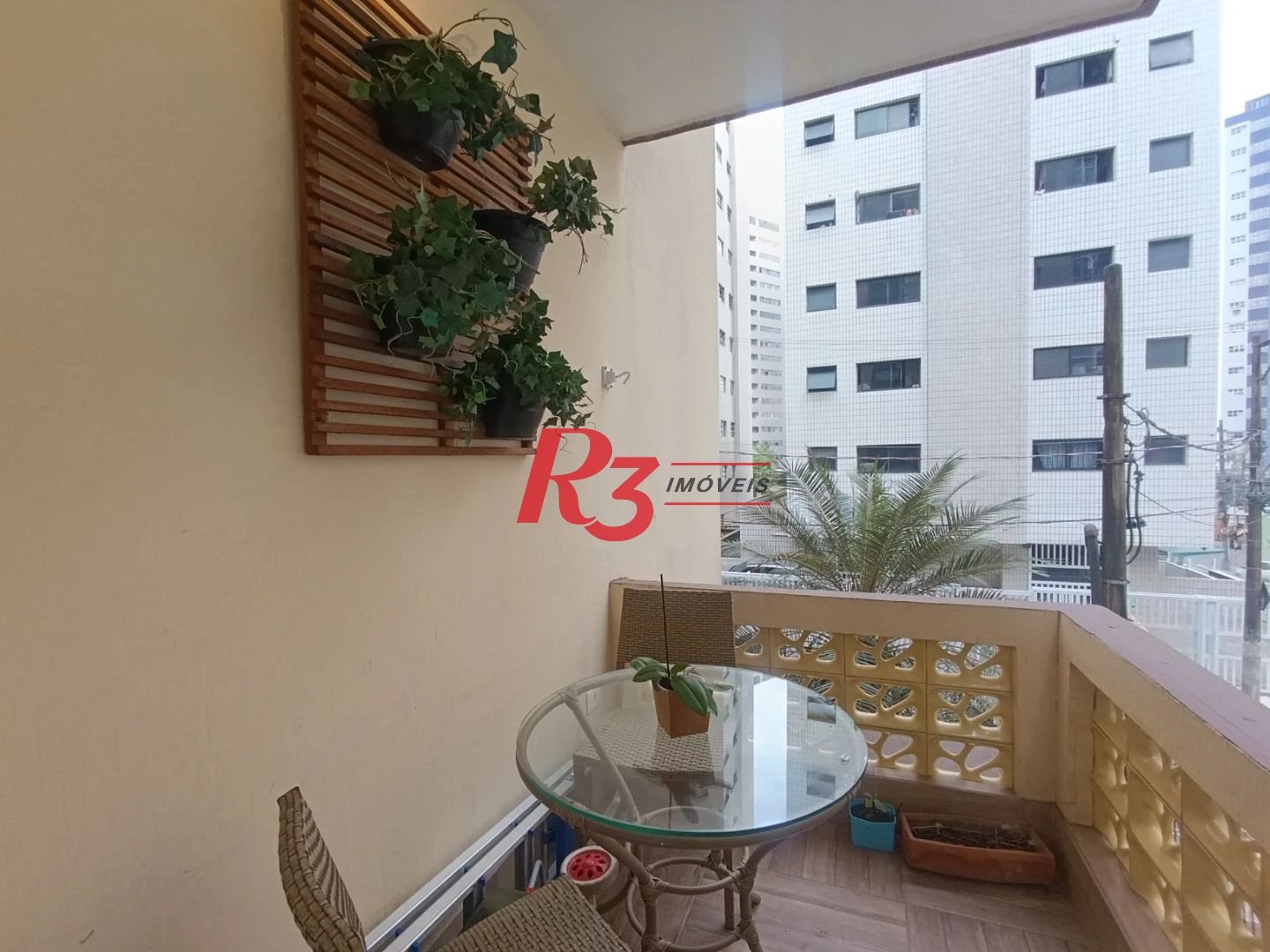 Apartamento com 2 dormitórios à venda, 96 m² por R$ 600.000,00 - José Menino - Santos/SP