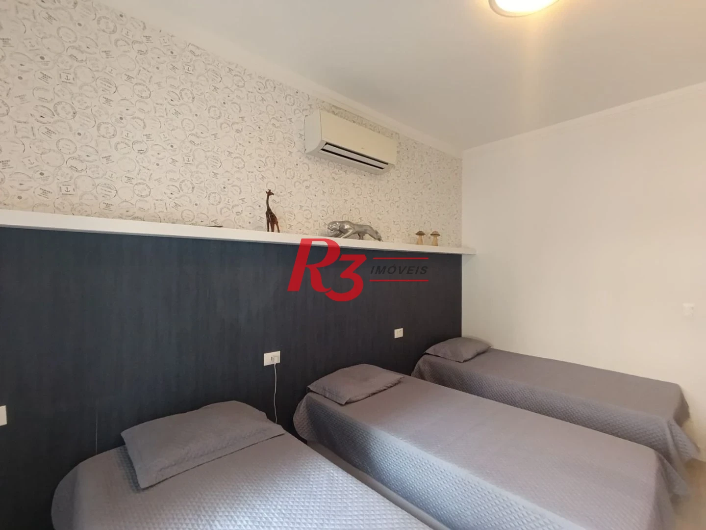 Apartamento com 2 dormitórios à venda, 96 m² por R$ 600.000,00 - José Menino - Santos/SP