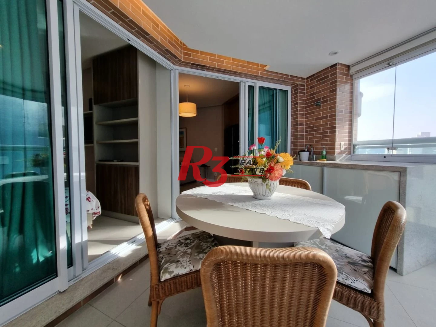 Apartamento para alugar, 45 m² por R$ 5.900,02/mês - Pompéia - Santos/SP