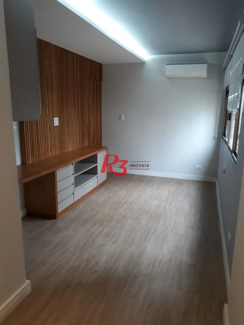 Apartamento com 3 dormitórios à venda, 211 m² por R$ 1.600.000,00 - Boqueirão - Santos/SP