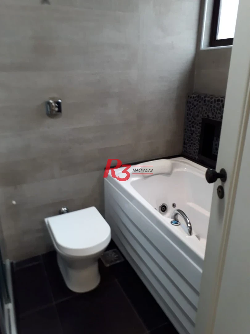 Apartamento com 3 dormitórios à venda, 211 m² por R$ 1.600.000,00 - Boqueirão - Santos/SP