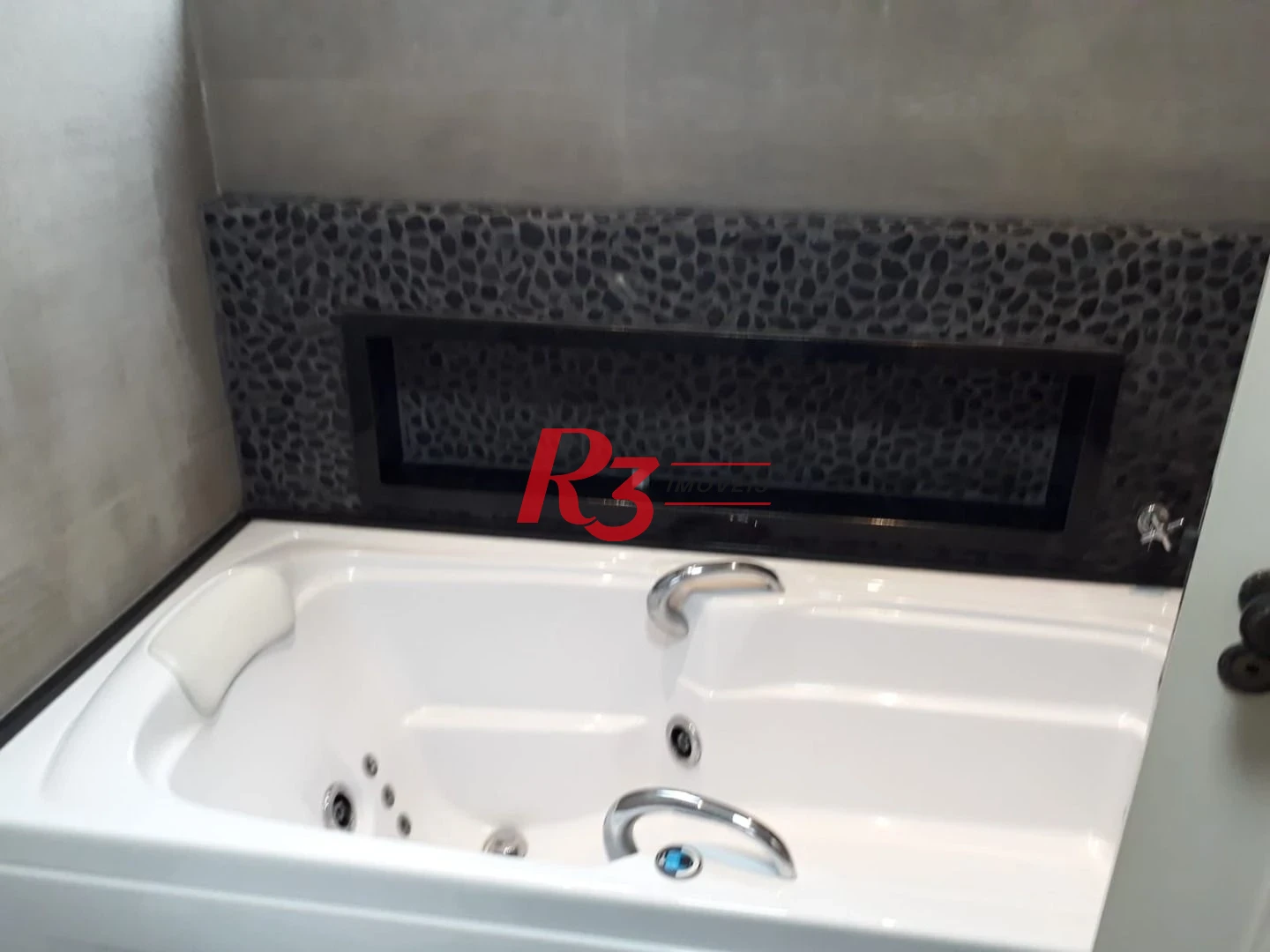 Apartamento com 3 dormitórios à venda, 211 m² por R$ 1.600.000,00 - Boqueirão - Santos/SP