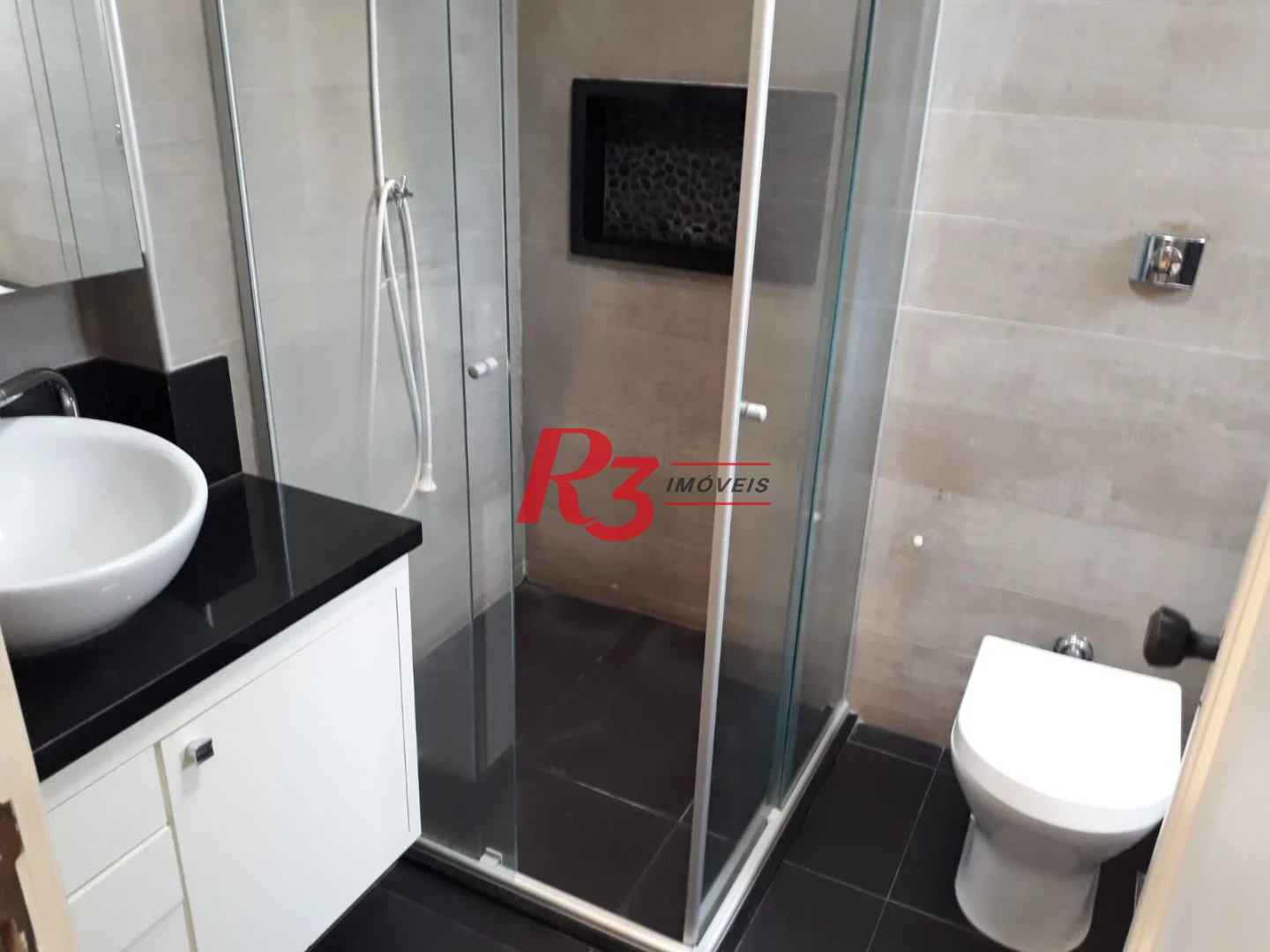 Apartamento com 3 dormitórios à venda, 211 m² por R$ 1.600.000,00 - Boqueirão - Santos/SP