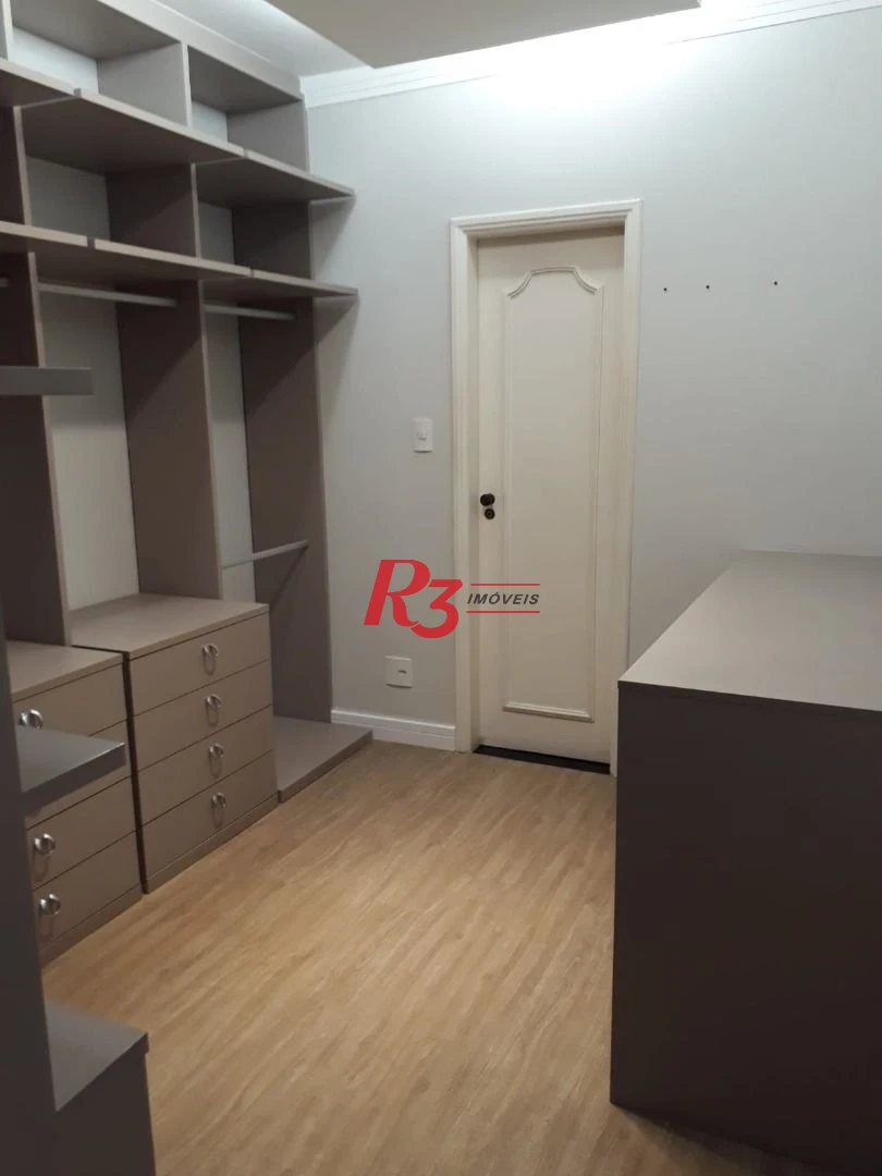 Apartamento com 3 dormitórios à venda, 211 m² por R$ 1.600.000,00 - Boqueirão - Santos/SP