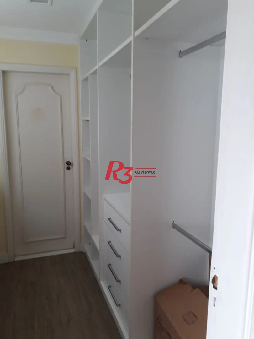 Apartamento com 3 dormitórios à venda, 211 m² por R$ 1.600.000,00 - Boqueirão - Santos/SP