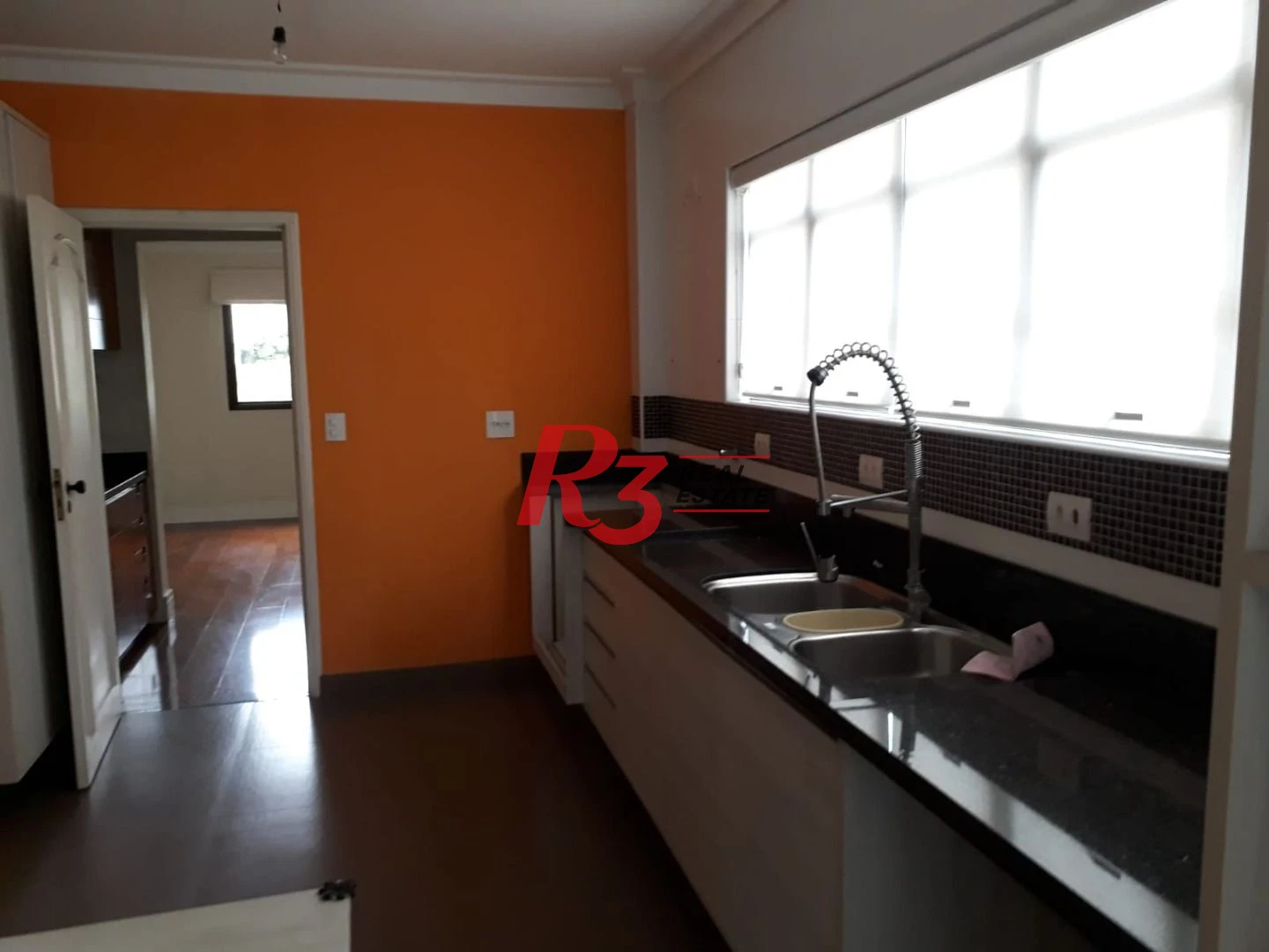 Apartamento com 3 dormitórios à venda, 211 m² por R$ 1.600.000,00 - Boqueirão - Santos/SP