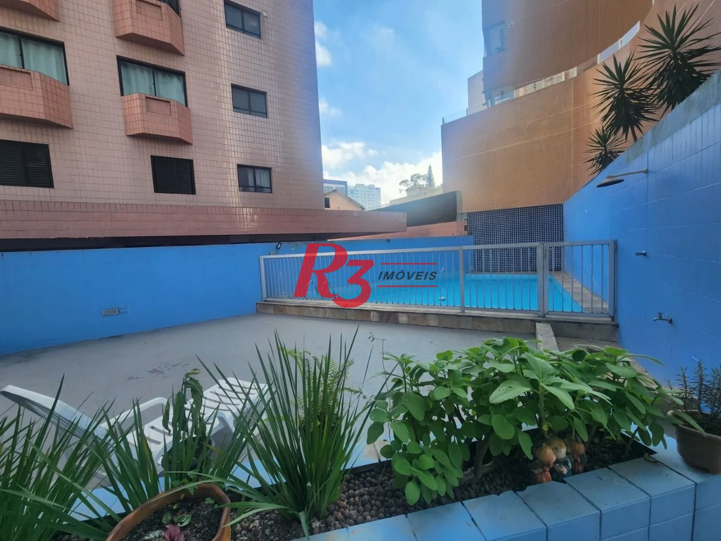 Apartamento com 3 dormitórios à venda, 68 m² por R$ 680.000,00 - Ponta da Praia - Santos/SP