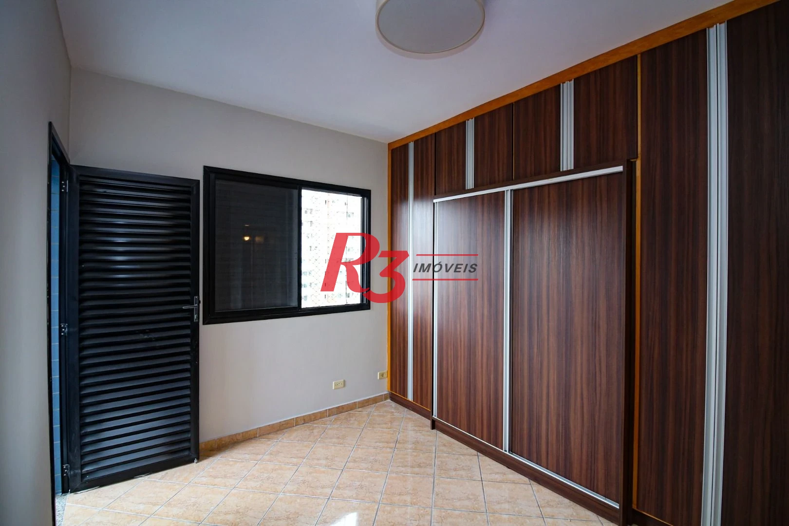 Apartamento com 2 dormitórios à venda, 75 m² por R$ 538.100,00 - Encruzilhada - Santos/SP