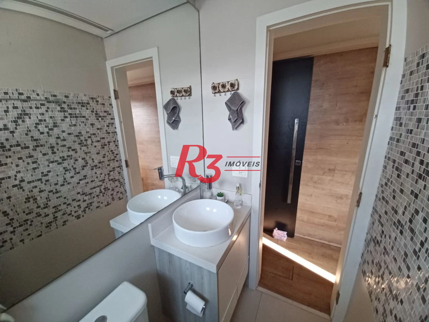Cobertura duplex, 04 dormitórios, 2 suítes, piscina particular e lazer completo no prédio