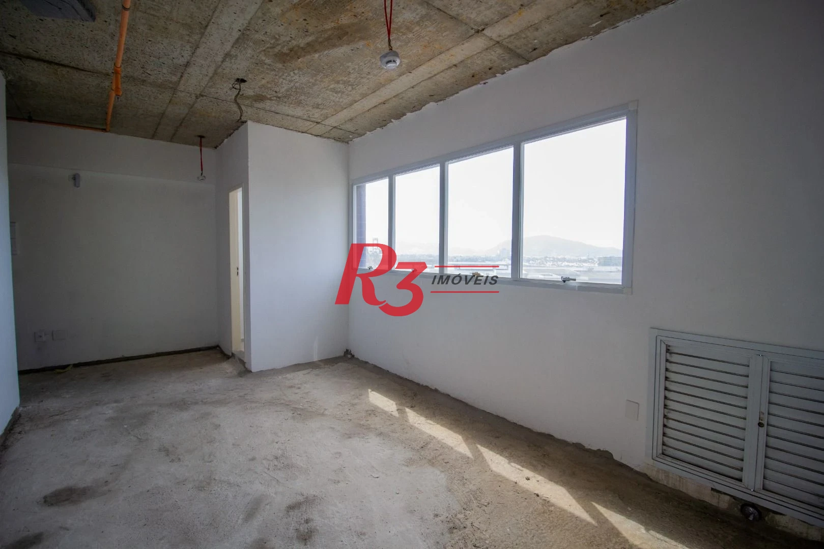 Sala à venda, 35 m² por R$ 332.690,00 - Ponta da Praia - Santos/SP