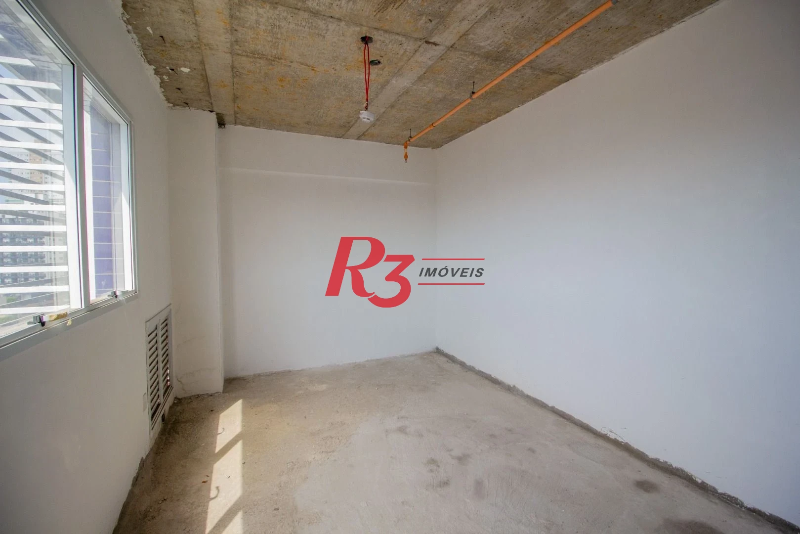Sala à venda, 35 m² por R$ 332.690,00 - Ponta da Praia - Santos/SP