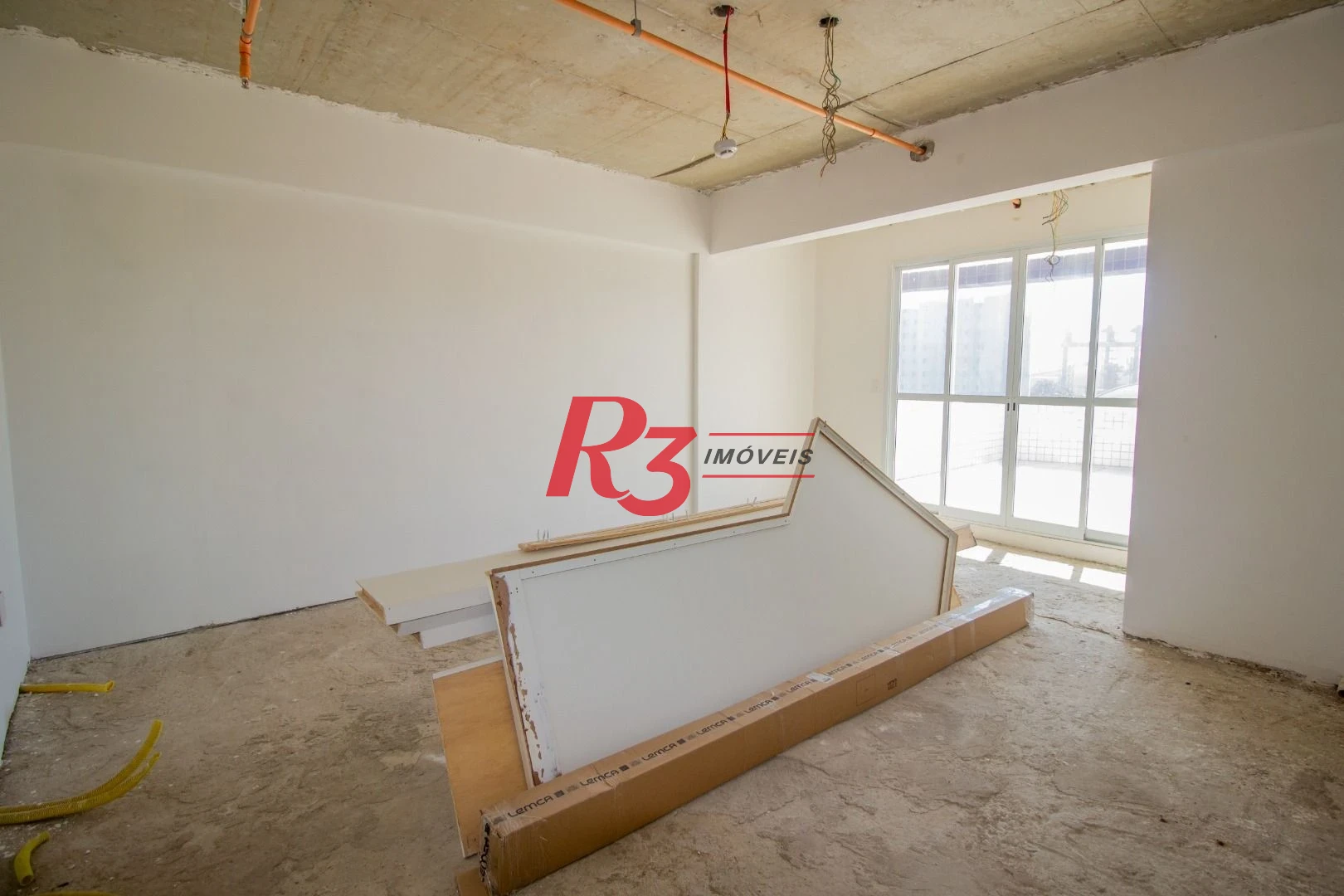 Sala à venda, 35 m² por R$ 339.815,00 - Ponta da Praia - Santos/SP