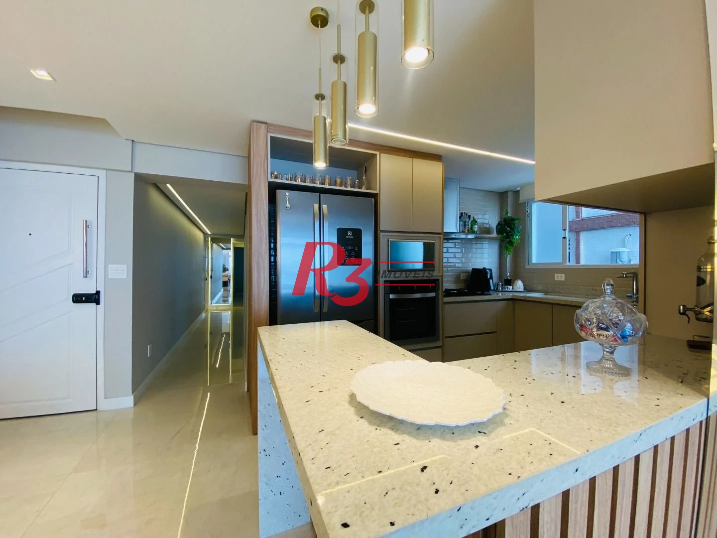 Apartamento com 3 dormitórios, 137 m² - venda por R$ 2.550.000,00 ou aluguel por R$ 25.000,00/mês - Gonzaga - Santos/SP