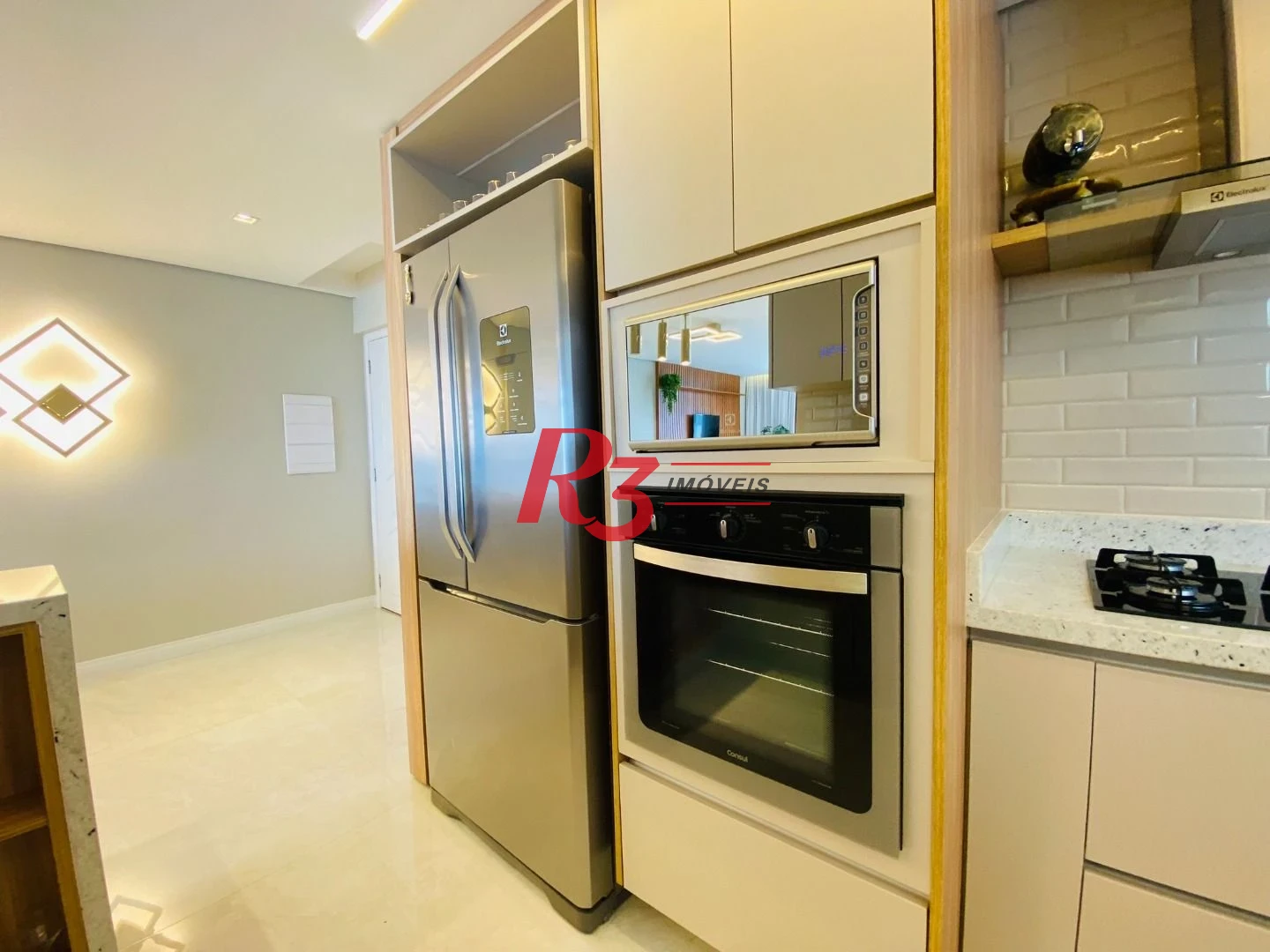 Apartamento com 3 dormitórios, 137 m² - venda por R$ 2.550.000,00 ou aluguel por R$ 25.000,00/mês - Gonzaga - Santos/SP