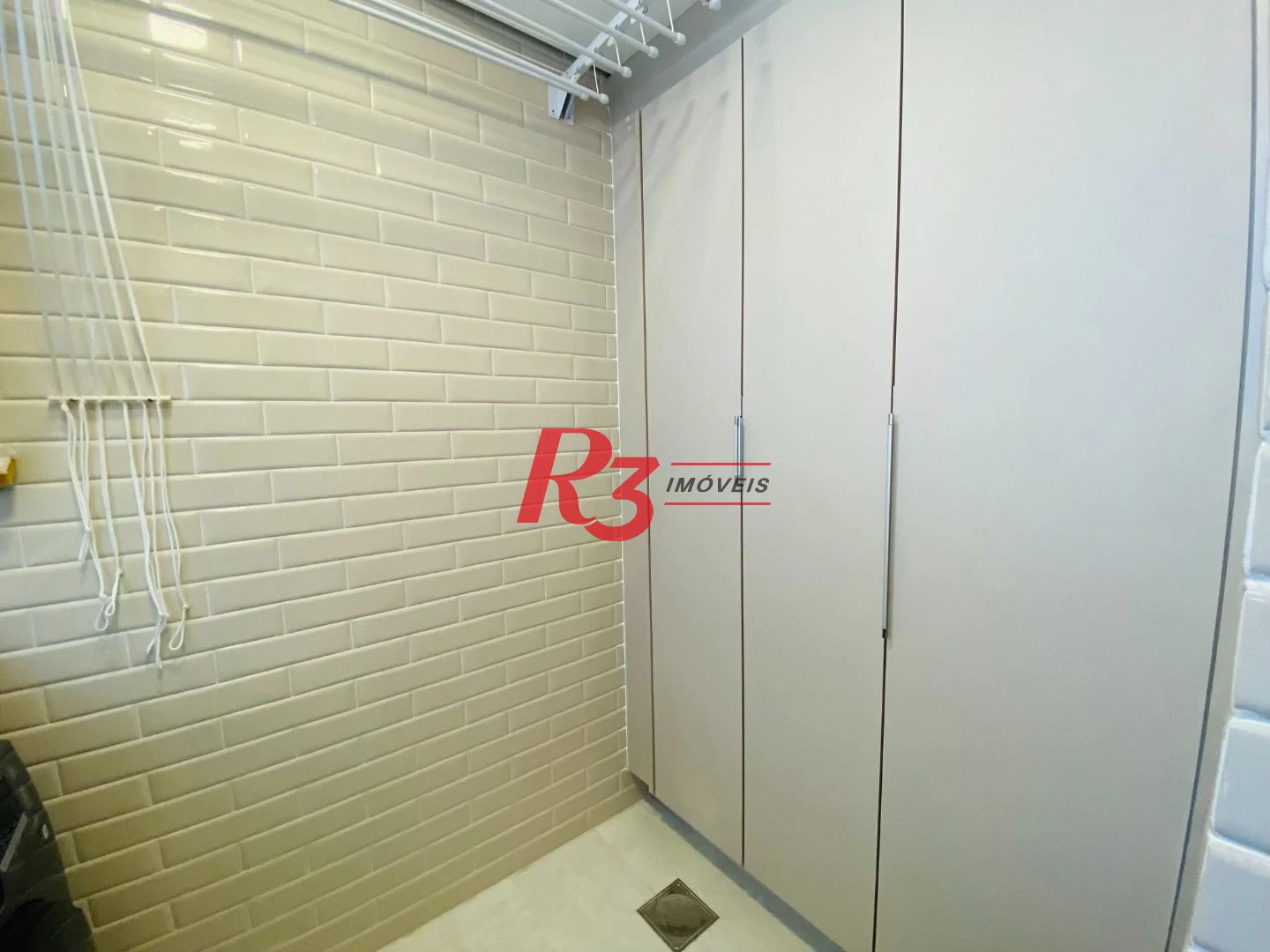 Apartamento com 3 dormitórios, 137 m² - venda por R$ 2.550.000,00 ou aluguel por R$ 25.000,00/mês - Gonzaga - Santos/SP