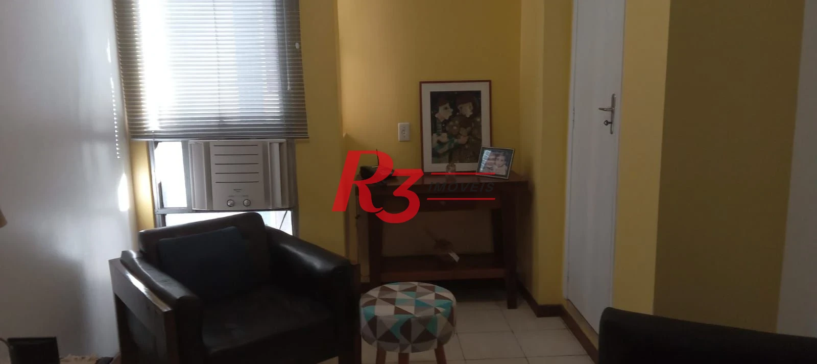 R3 REAL ESTATE VENDE! Sala comercial com 110 m² por R$ 550.000 - Boqueirão - Santos/SP