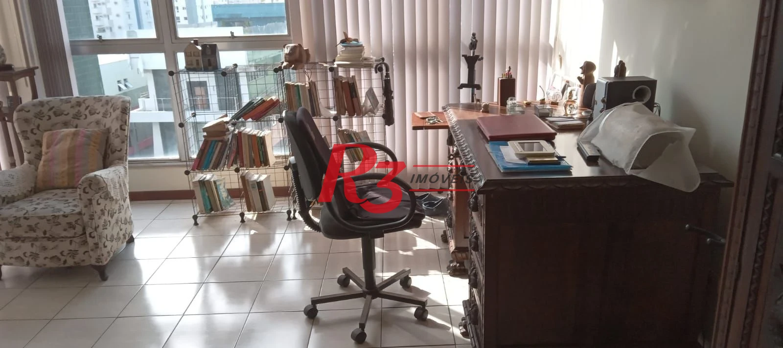 R3 REAL ESTATE VENDE! Sala comercial com 110 m² por R$ 550.000 - Boqueirão - Santos/SP