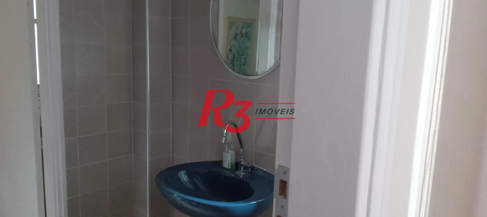 R3 REAL ESTATE VENDE! Sala comercial com 110 m² por R$ 550.000 - Boqueirão - Santos/SP