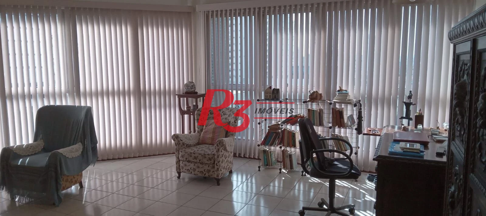 R3 REAL ESTATE VENDE! Sala comercial com 110 m² por R$ 550.000 - Boqueirão - Santos/SP