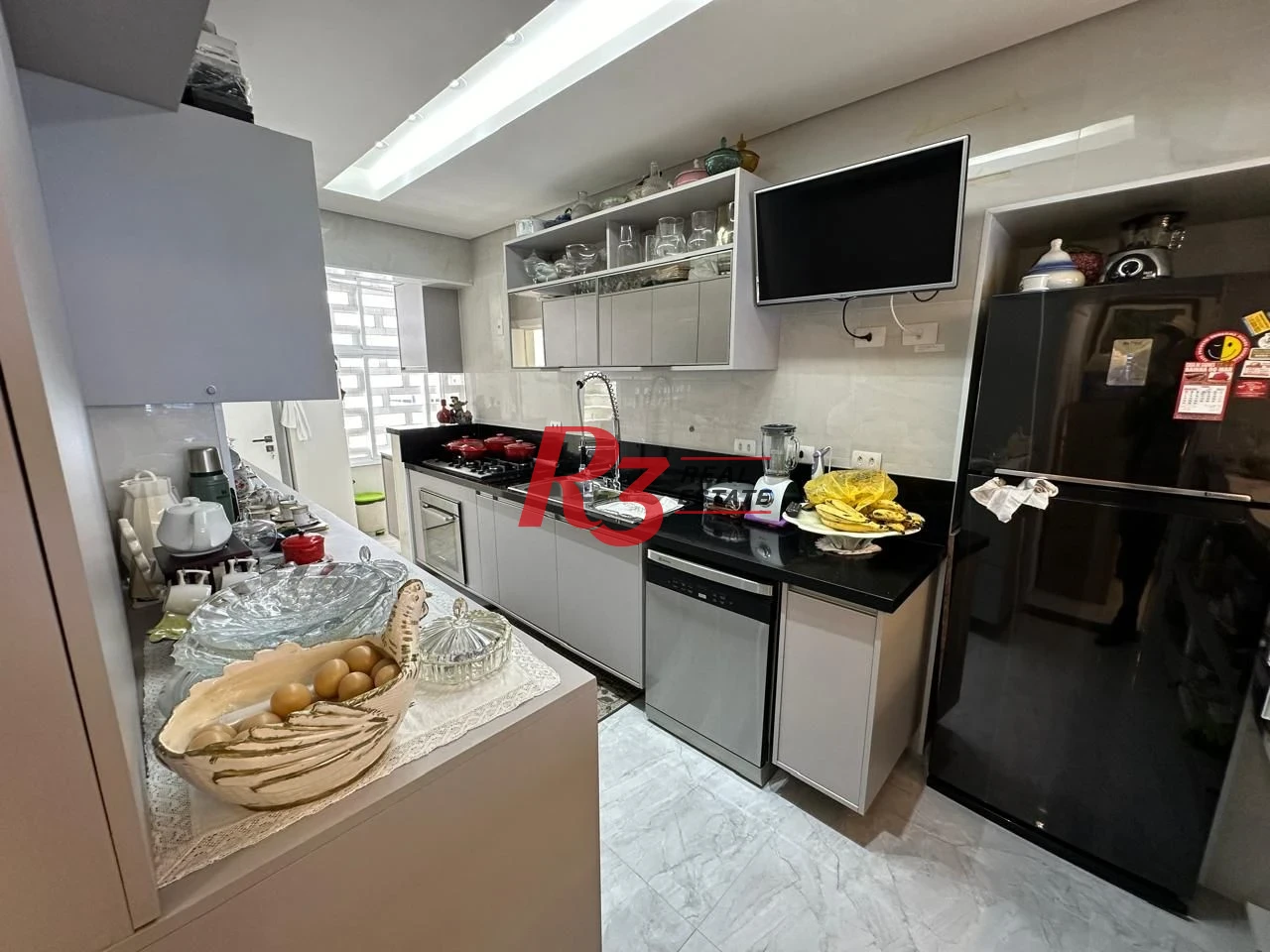 Apartamento com 2 dormitórios à venda, 140 m² por R$ 2.150.000,00 - José Menino - Santos/SP