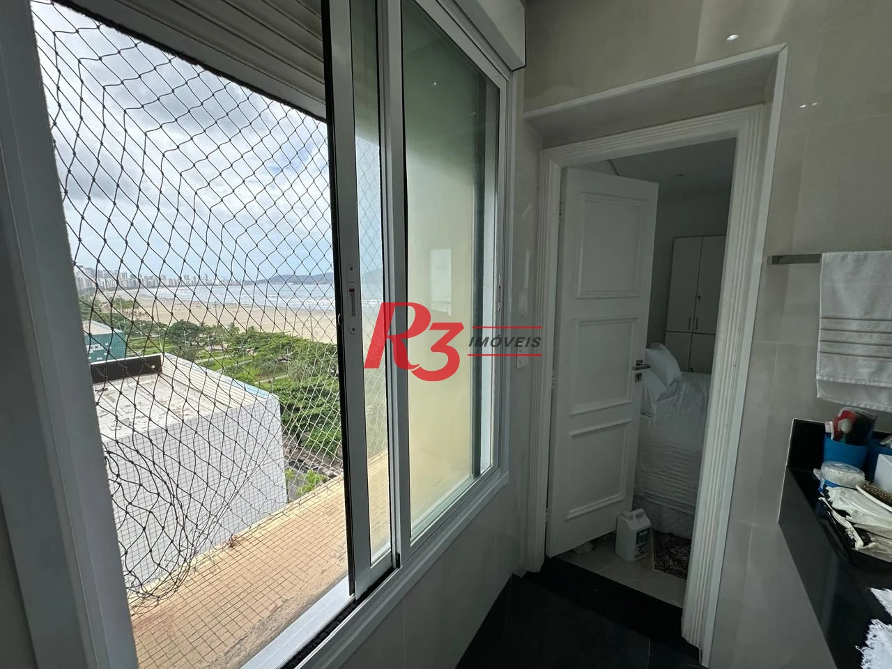 Apartamento com 2 dormitórios à venda, 140 m² por R$ 2.150.000,00 - José Menino - Santos/SP