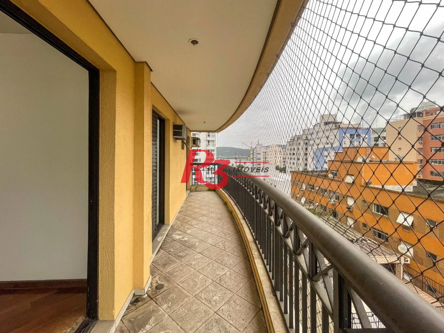 Apartamento com 2 dormitórios à venda, 106 m² por R$ 830.000,00 - Ponta da Praia - Santos/SP