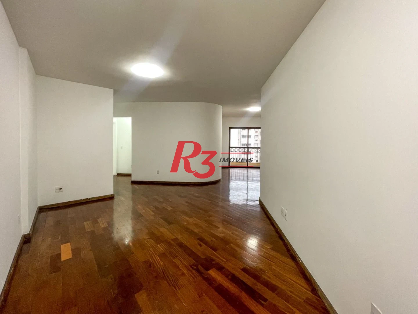 Apartamento com 2 dormitórios à venda, 106 m² por R$ 830.000,00 - Ponta da Praia - Santos/SP