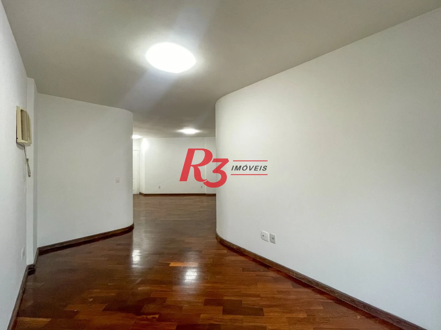 Apartamento com 2 dormitórios à venda, 106 m² por R$ 830.000,00 - Ponta da Praia - Santos/SP