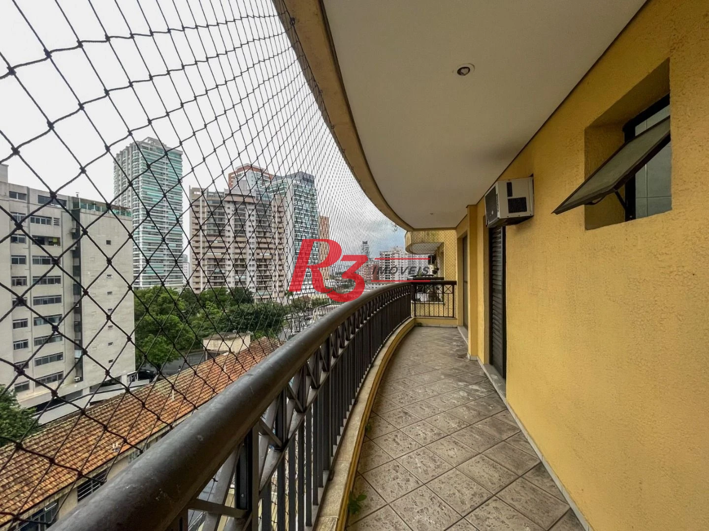 Apartamento com 2 dormitórios à venda, 106 m² por R$ 830.000,00 - Ponta da Praia - Santos/SP