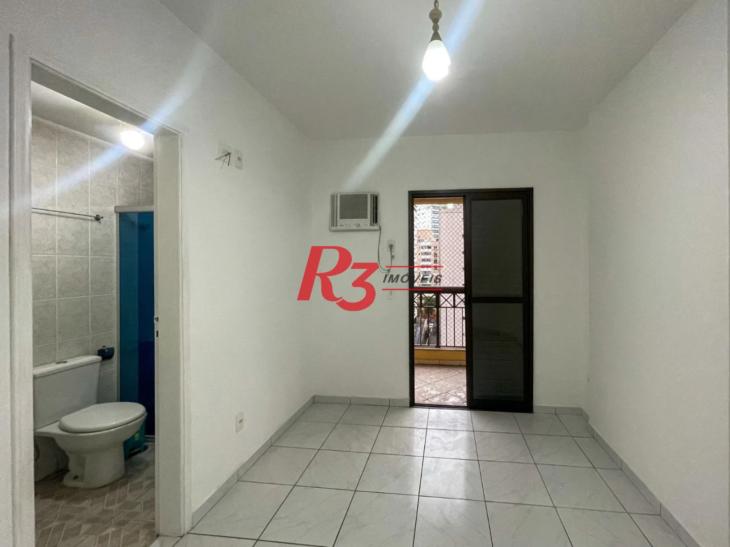 Apartamento com 2 dormitórios à venda, 106 m² por R$ 830.000,00 - Ponta da Praia - Santos/SP