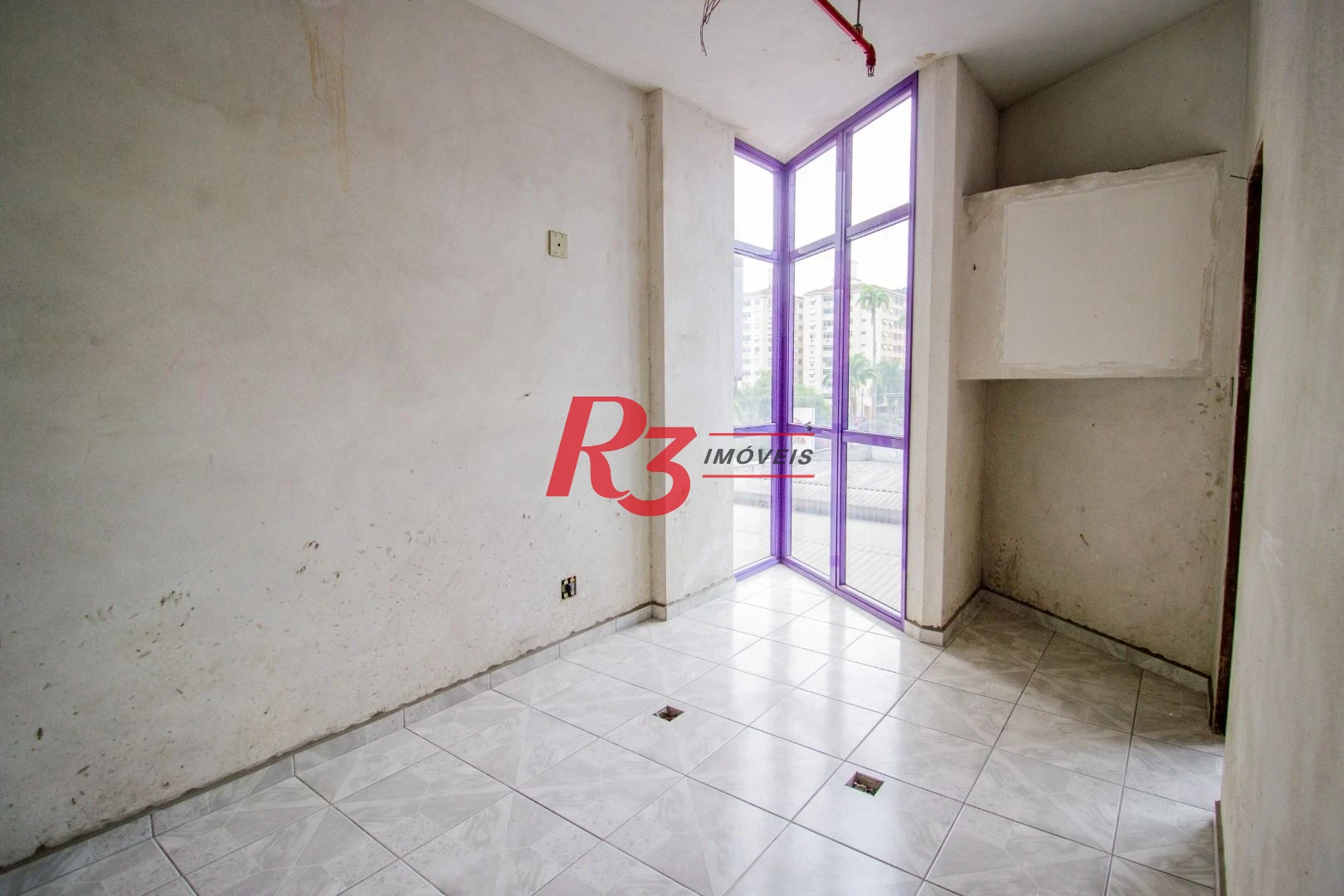 Sala à venda, 43 m² por R$ 320.000,00 - Encruzilhada - Santos/SP