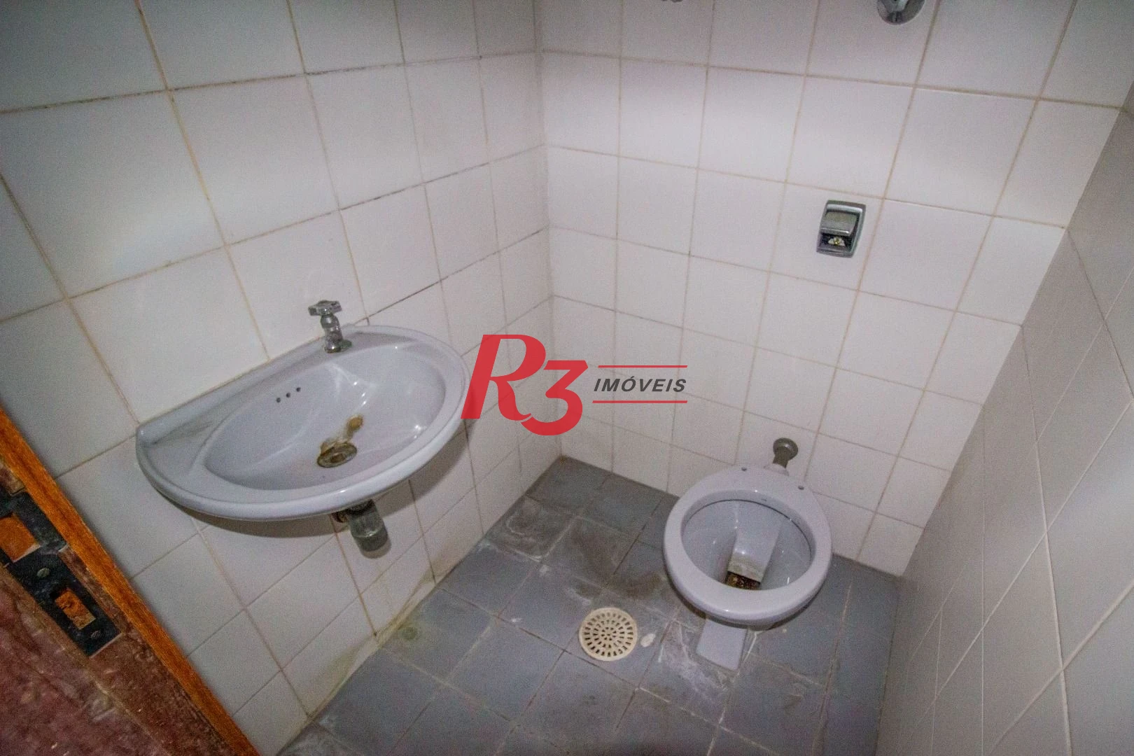 Sala à venda, 43 m² por R$ 320.000,00 - Encruzilhada - Santos/SP