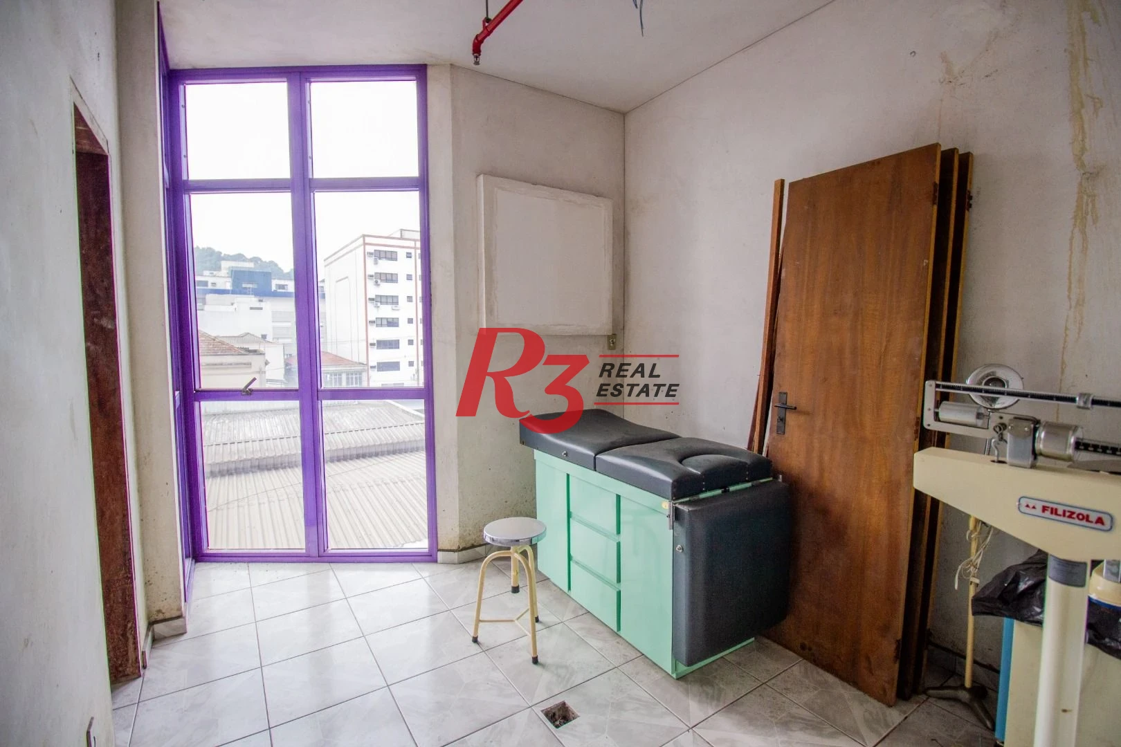 Sala à venda, 43 m² por R$ 320.000,00 - Encruzilhada - Santos/SP