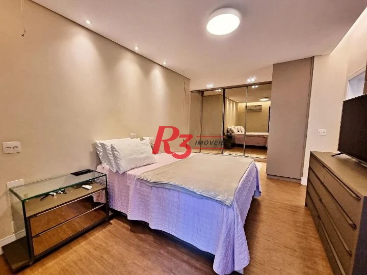 Sobrado com 4 dormitórios, 350 m² - venda por R$ 3.400.000,00 ou aluguel por R$ 30.600,00/mês - Pompéia - Santos/SP