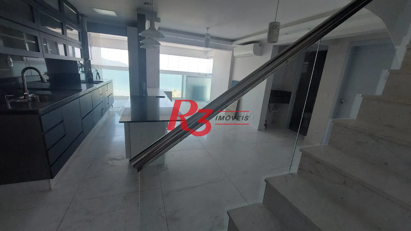 Apartamento Duplex com 3 dormitórios à venda, 106 m² por R$ 1.200.000,00 - José Menino - Santos/SP