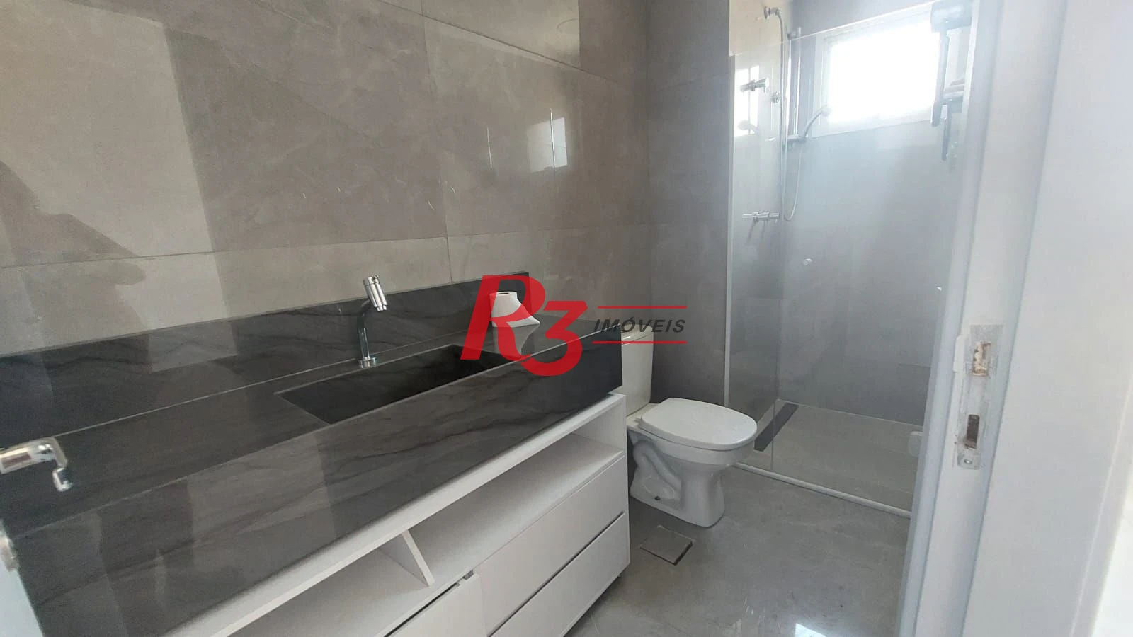 Apartamento Duplex com 3 dormitórios à venda, 106 m² por R$ 1.200.000,00 - José Menino - Santos/SP